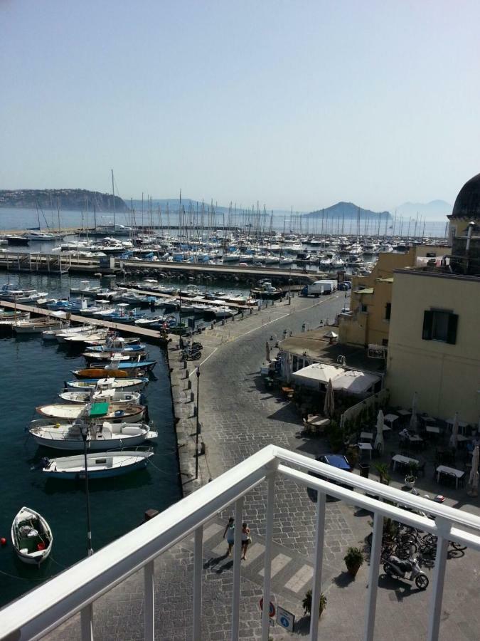 Casa Geltrude Al Porto Villa โปรชิดา ภายนอก รูปภาพ