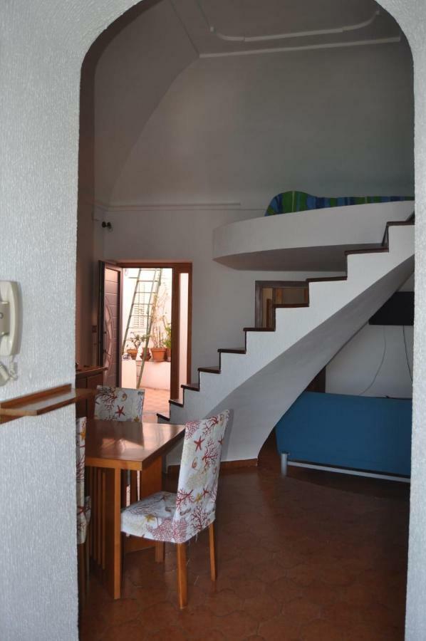 Casa Geltrude Al Porto Villa โปรชิดา ภายนอก รูปภาพ